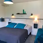 Bed & Breakfast Le Grenier Du Jardin Pontorson