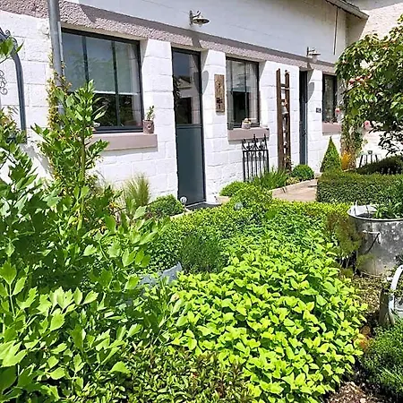 Le Grenier Du Jardin ベッド・アンド・ブレックファスト