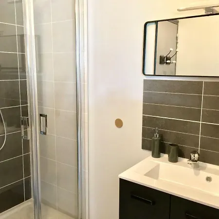 Le Grenier Du Jardin Bed & Breakfast