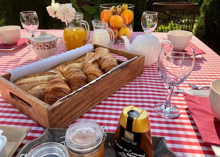 Bed & Breakfast Le Grenier Du Jardin Pontorson