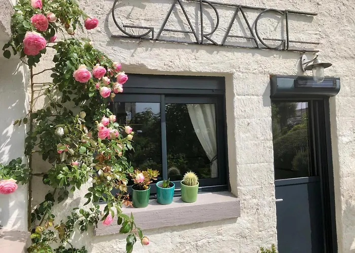 לינה וארוחת בוקר Le Grenier Du Jardin