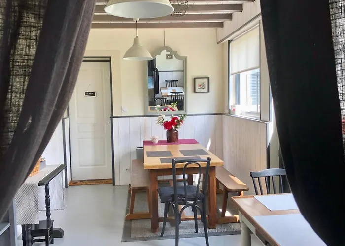 Bed & Breakfast Le Grenier Du Jardin Pontorson