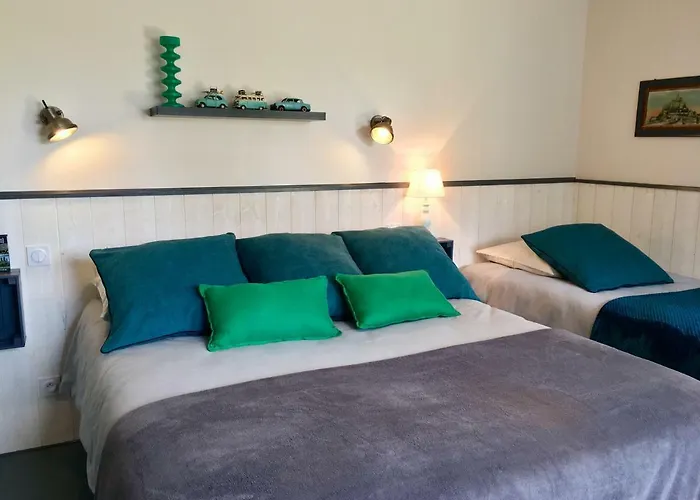 Bed & Breakfast Le Grenier Du Jardin Pontorson